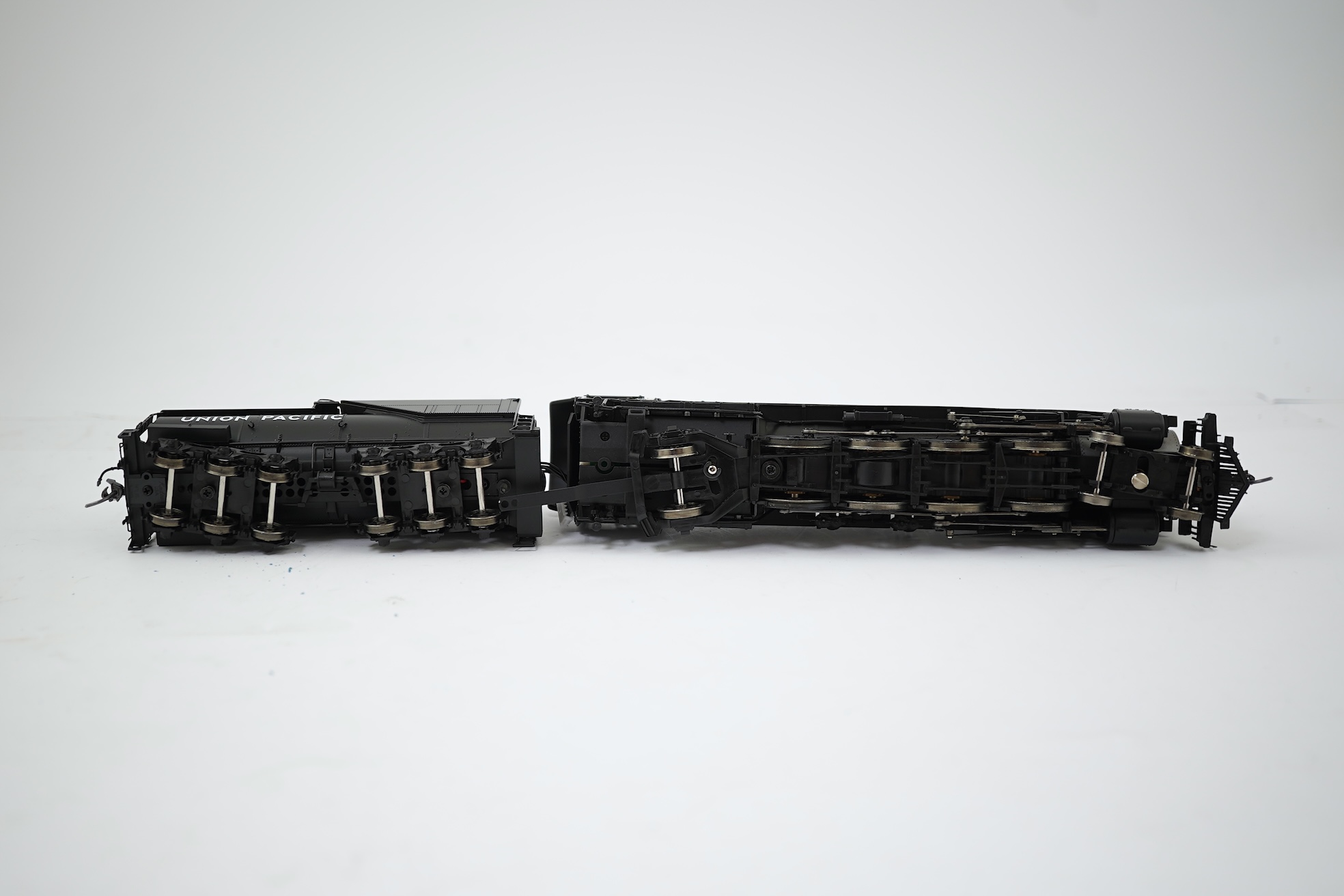 A boxed HO gauge Broadway Limited Paragon Series (037) model of Union Pacific MT-73, 7000, 4-8-2 locomotive with bogie tender, powered for two rail operation.